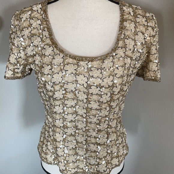 Adrianna Papell vintage occasions 100% silk top - Picture 2 of 10